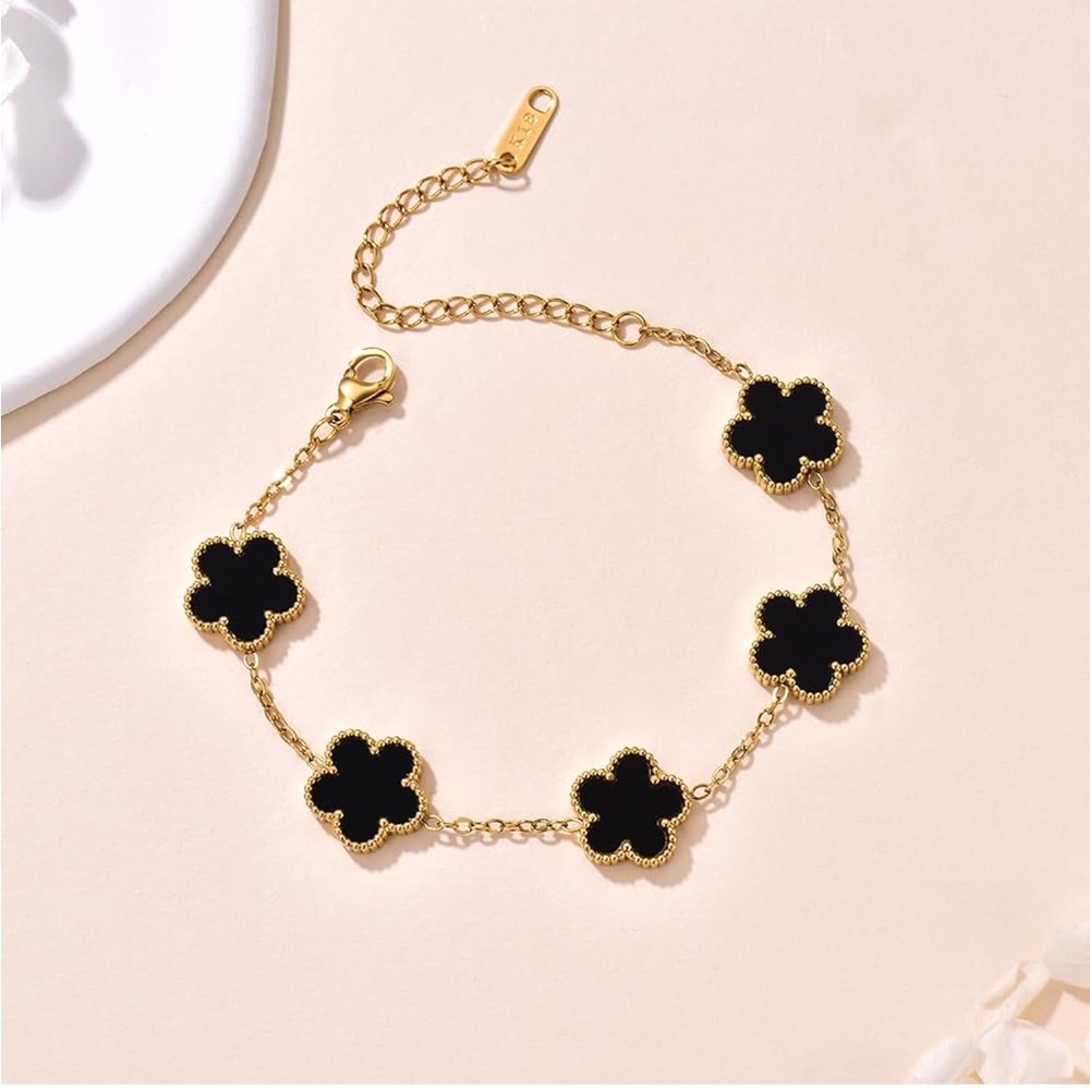 Elegant Gold and Black Flower Bracelet